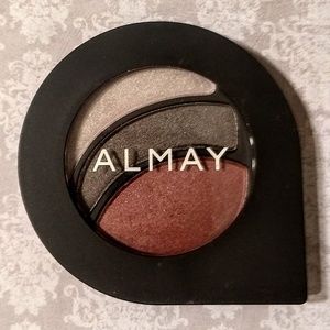 💜Almay Intense i-color Palette💜